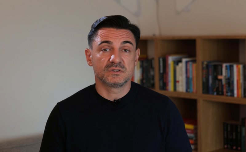Buhnici și-a cerut scuze după episodul „arată ca o minoră/vergeturi, celulită, săliță”: „Da, am vorbit ca un mârlan, ca un băiețaș de cartier fără pic de minte-n cap”. Ce va face în continuare