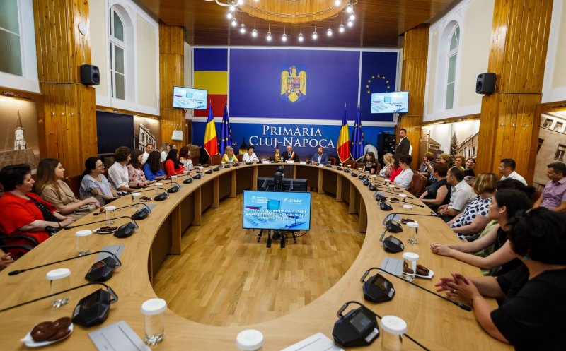 Elevii de 10 la Bac, premiați de Primăria Cluj-Napoca