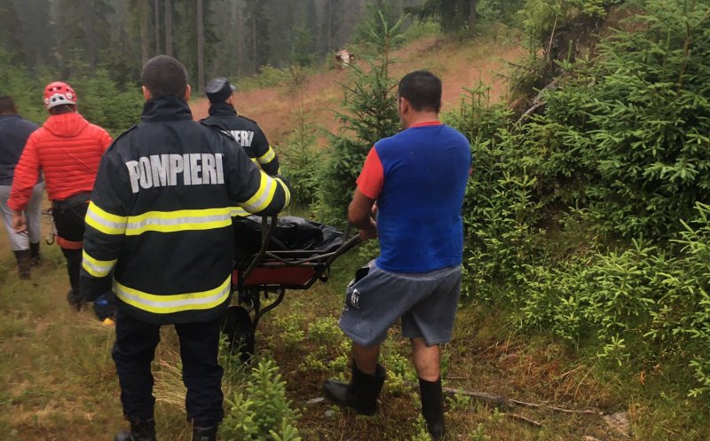 A MURIT la munte, în timp ce culegea fructe de pădure. Trupul i-a fost recuperat de salvamontiști