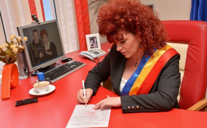 „Primărița de fier a Clujului” pune piciorul în prag! Ce le-a transmis locuitorilor din Chinteni