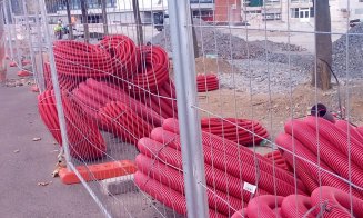 IMAGINI cu șantierul de la Sala Sporturilor din Cluj-Napoca. "De ce ne filmaţi?"/ "Să vadă lumea dacă munciţi"