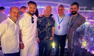 Ministrul Bode a fost la Festivalul Untold. A postat fotografii cu primarul Emil Boc şi cu fondatorii festivalului