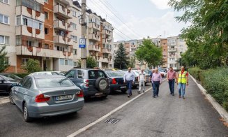 Marea demolare de garaje în Cluj. Boc, vizită de lucru în Mărăști. Peste 1.500 de garaje au fost desființate, urmează alte 600 până la final de an