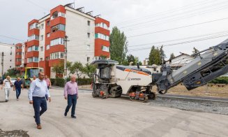 Marea demolare de garaje în Cluj. Boc, vizită de lucru în Mărăști. Peste 1.500 de garaje au fost desființate, urmează alte 600 până la final de an