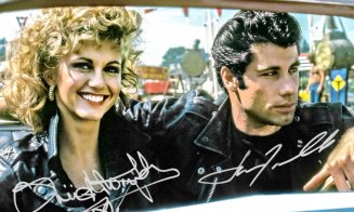 A MURIT Olivia Newton-John. Cântăreaţa a devenit celebră la 29 de ani, când a jucat memorabil rolul unei liceene alături de John Travolta