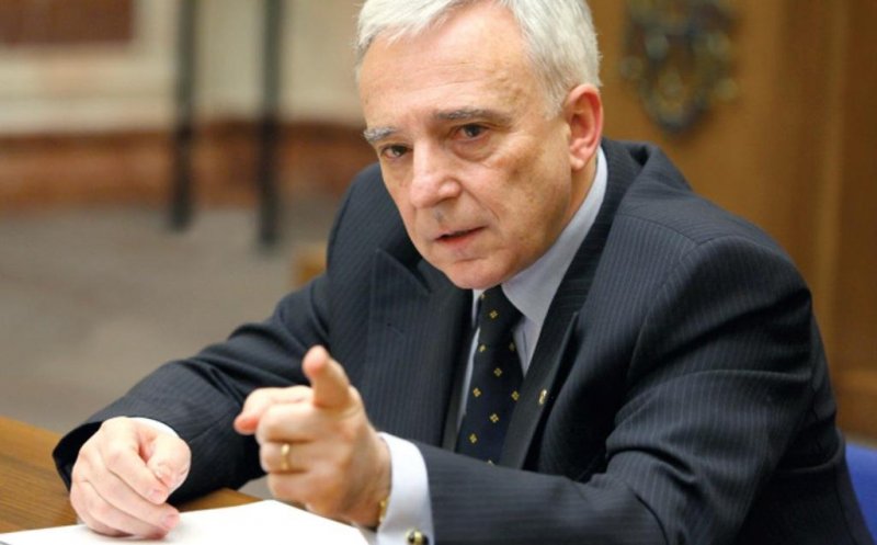 Isărescu: Se plafonează rata inflaţiei în jur de 15%/  Nu avem nicio apocalipsă aici