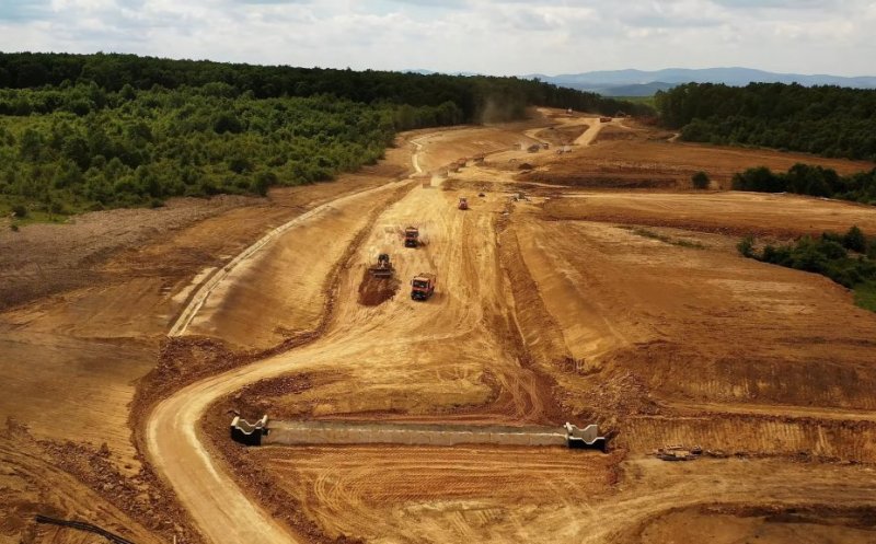 Autostrada Transilvania, prădată de hoți. Au furat motorina din utilajele de construcție