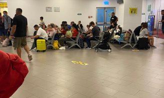 185 de pasageri, "abandonați" de Ryanair pe Aeroportul Cluj