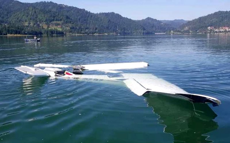 TRAGEDIE AVIATICĂ la Colibiţa. Avion, prăbușit în lac. A fost declarat DECESUL pilotului după  2 ore de resuscitare