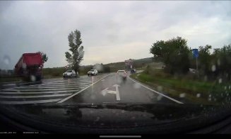 Accident Cluj: Basculantă în șanț pe Feleac