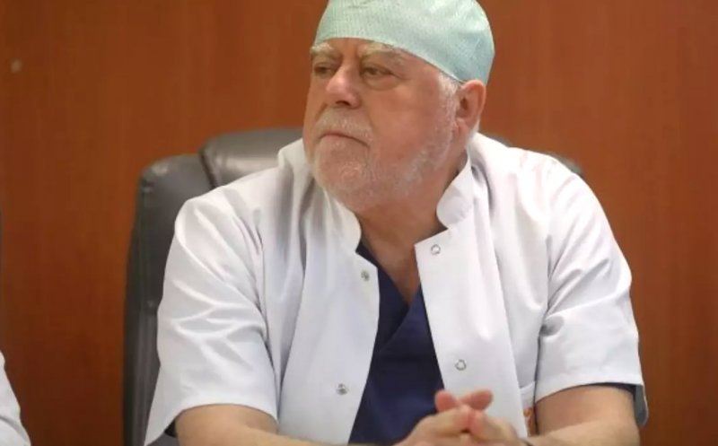 Chirurg după gratii: A luat de 6 ori șpagă într-o săptămână / Românii spun că e "bolnav de lăcomie"
