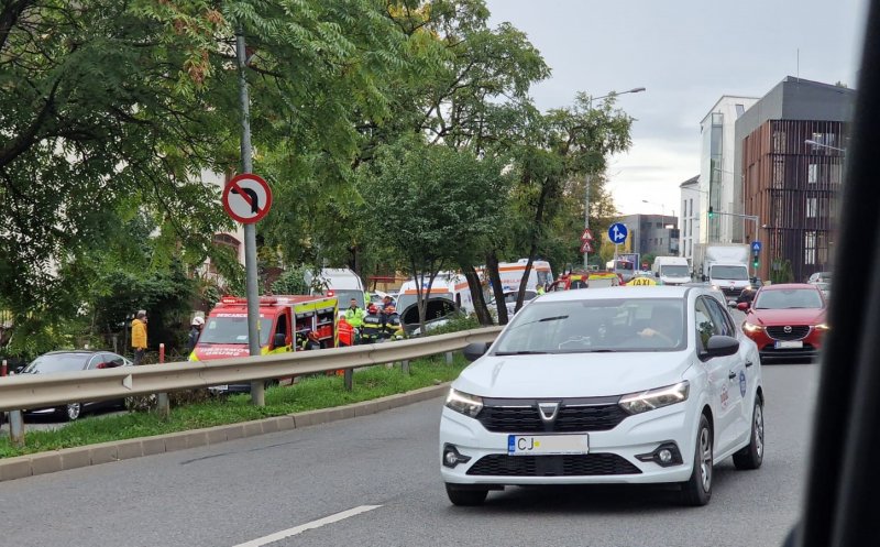 Accident GRAV pe Calea Turzii. Descarcerarea, la fața locului