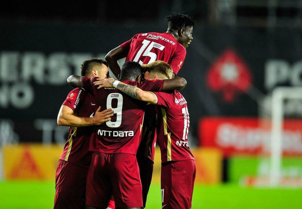 CFR Cluj, ținută în șah de Petrolul. Campioana s-a impus în prelungiri