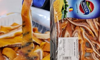 Amendă de 60.000 de lei pentru Auchan din Cluj. Inspectorii ANPC au găsit „urechi de porc crocante” cu mâzgă și afumate incorect
