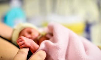 Mărturia emoționantă a tatălui copilului declarat mort la naştere şi "aruncat" de ginecologul de la Polizu