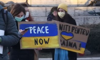 Ucrainenii din Cluj protestează în Piața Unirii:  „Vă rugăm să veniți"