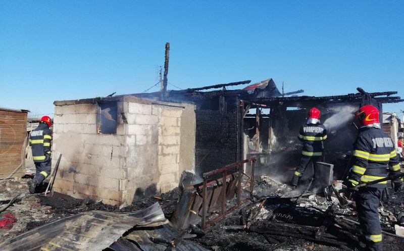 Cluj: Incendiu de la un coș de fum pe Platanilor. Au intervenit pompierii