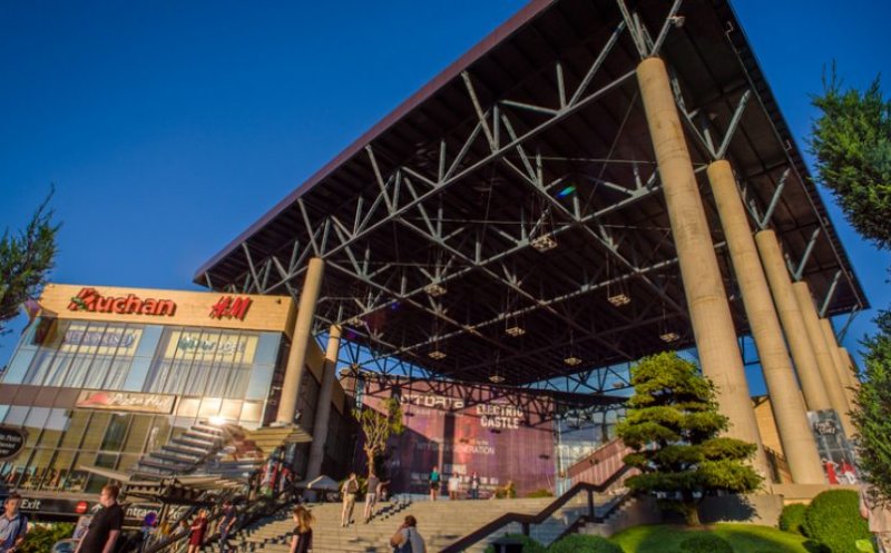 Turismul, beauty-ul și jenga fac un mix perfect, în acest weekend, la Iulius Mall Cluj. Vino să te bucuri de diversitatea de activități!