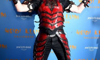 NICI VORBĂ de Elon Musk, la Castelul lui Dracula de la Bran! A petrecut la New York de Halloween