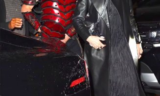 NICI VORBĂ de Elon Musk, la Castelul lui Dracula de la Bran! A petrecut la New York de Halloween
