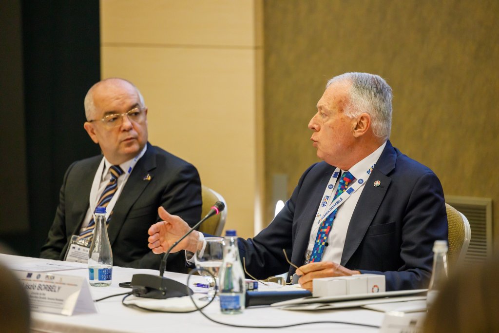 Nouă meserie în România! Laszlo Borbely, la Cluj-Napoca: ''Venim spre instituţiile locale, prima legatură cu cetăţenii''