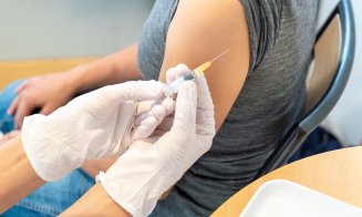 1.100.000 de persoane s-au vaccinat antigripal. Rafila: Mai sunt circa 400.000 de doze. Dacă vor exista cereri, suplimentăm