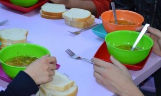 Programul "Masă caldă" pentru încă 6 școli din Cluj