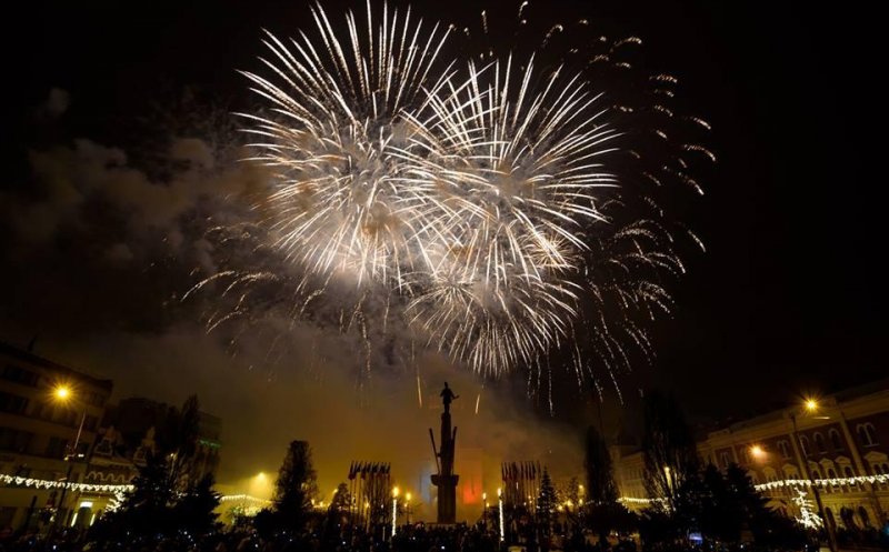 Cum sărbătoresc floreștenii 1 decembrie! Muzică populară, concerte și artificii
