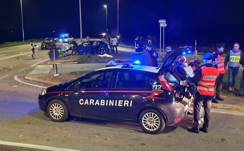 Familie de români, accident GRAV în Italia: Mamă și fiică moarte, tată și fiu răniți