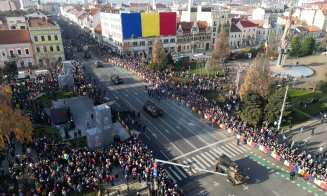 Clujul sărbătorește Ziua Națională a României! Mii de oameni în centrul orașului la parada militară și un spectaculos foc de artificii de zi