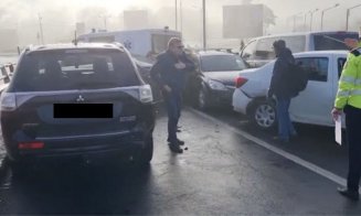 Actident cu 17 mașini între Braoșov și Predeal. „Gheața neagră” și ceața au pus șoferii în dificultate.