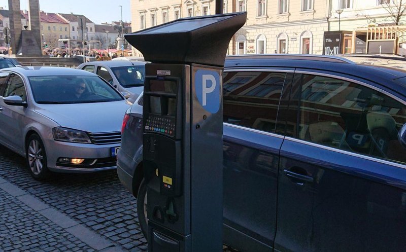 Dezbatere publică pe tarifele de parcare de anul viitor. VEZI cât vor costa abonamentele