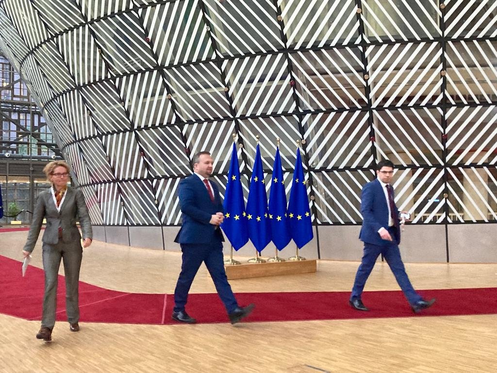CORESPONDENȚĂ din Bruxelles |  Consiliul JAI votează astăzi dosarul aderării României la Schengen / SOSIREA delegațiilor