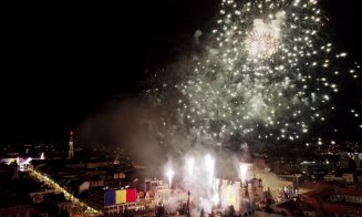 VIDEO: Imagini superbe de la spectacolul de drone și artificii de la Cluj-Napoca, de 1 Decembrie