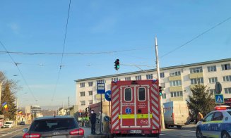 Accident în Iris. O persoană a fost lovită de un camion