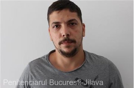 Deţinut căutat de polițiști! Avea permisiune de ieșire şi nu s-a mai întors. Dacă îl vedeți, sunați la 112!