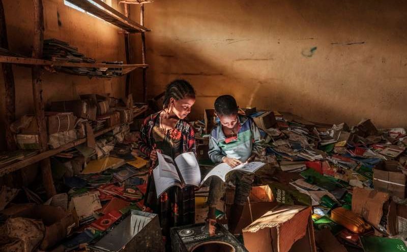 UNICEF a desemnat fotografia anului 2022. A fost făcută într-o școală din Etiopia afectată de război