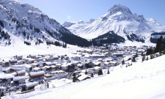 AVALANȘĂ în Austria: Aproximativ 10 schiori, îngropați în zăpadă