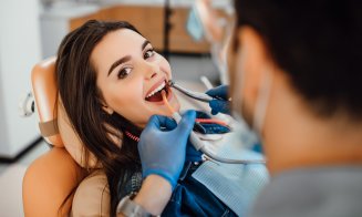 5 măsuri recomandate de medicii stomatologi, pentru a-ți menține dinții sănătoși