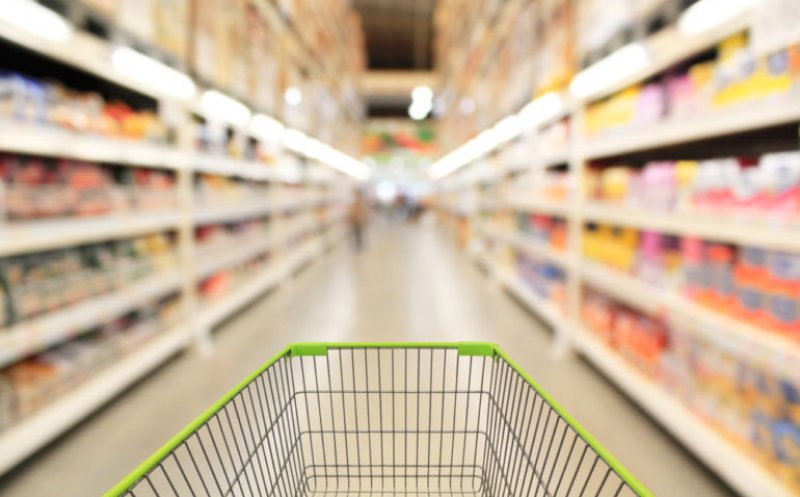 Dublul standard. România a cerut verificarea etichetelor în statele UE a trei tipuri de suc: Sunt diferențe mari la ingrediente
