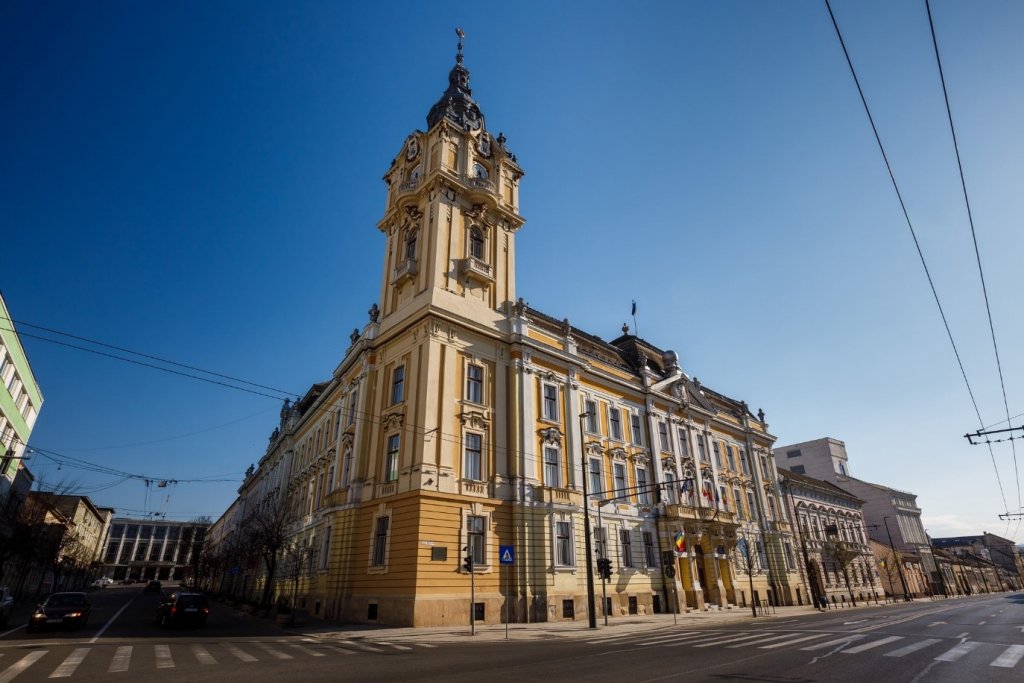Istoria Palatului Primăriei Cluj, una dintre clădirile emblematice ale orașului