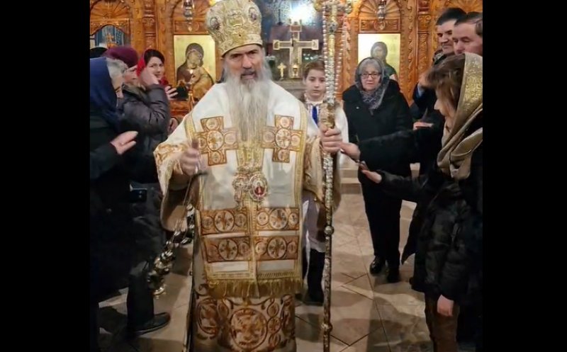 ÎPS Teodosie a ținut o slujbă la Cluj! Credincioșii s-au înghesuit să-l atingă