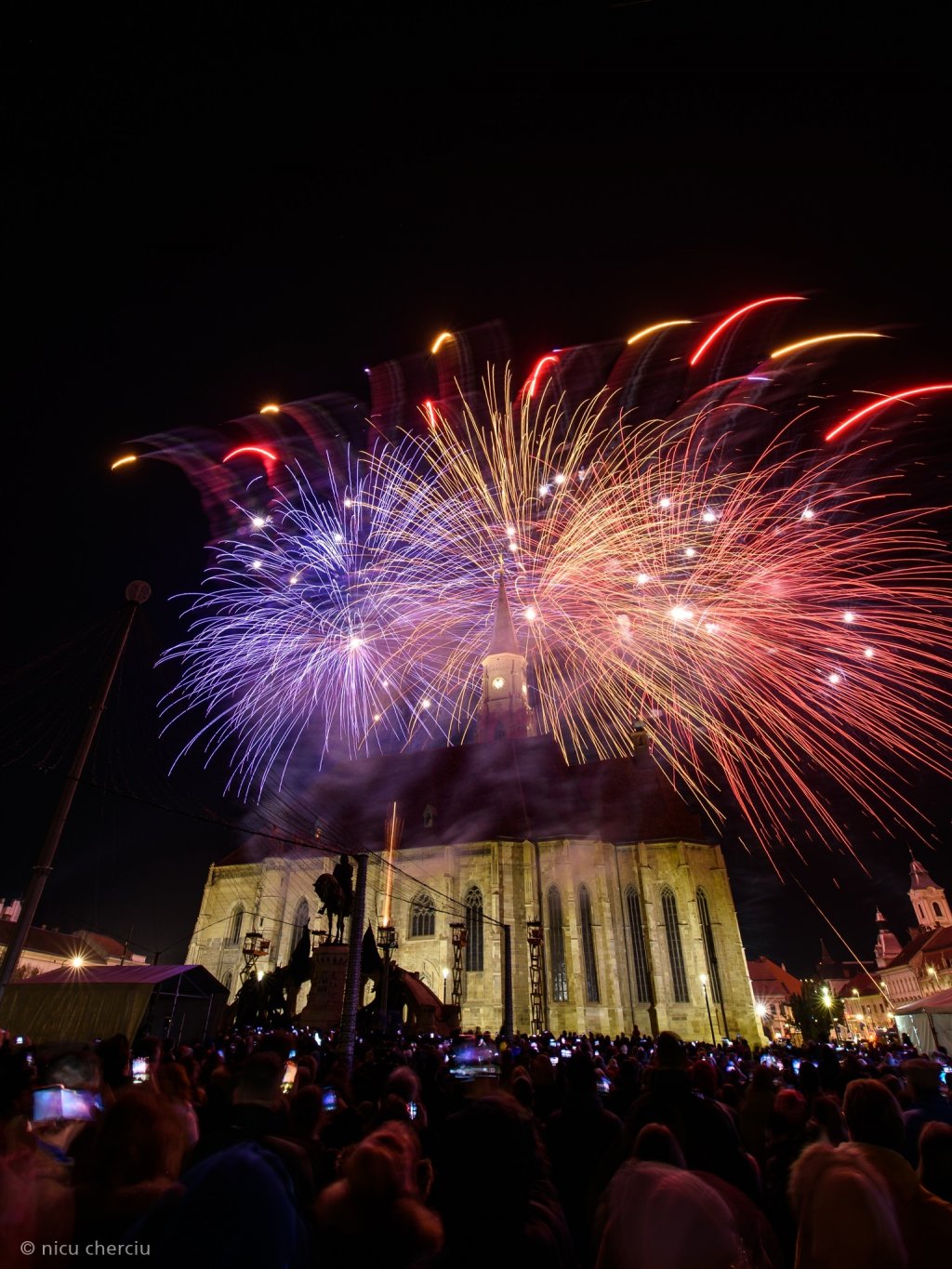 Foc spectaculos de artificii de Mica Unire