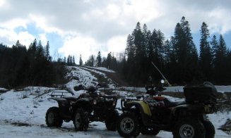Turiști blocați în zăpadă cu ATV-ul în Cluj. Au fost salvați de jandarmi și voluntari