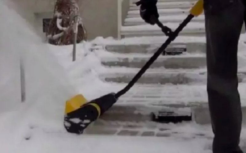 Clujenii vor primi amenzi usturătoare dacă nu curăță zăpada din dreptul casei