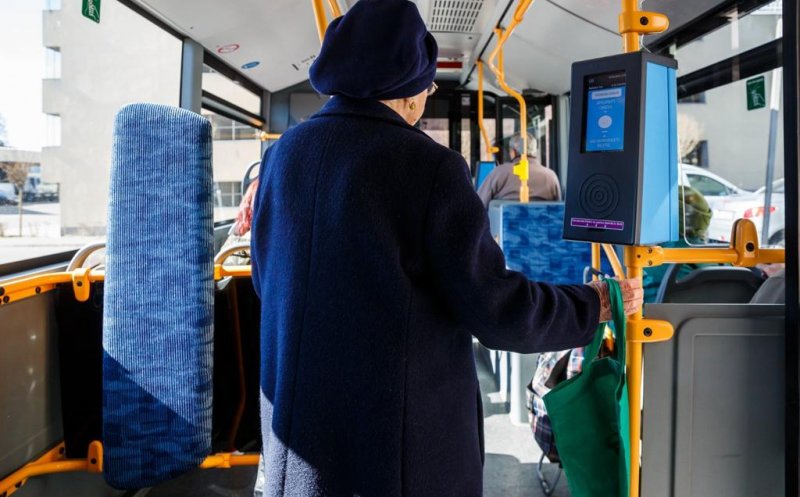 Sprijin pentru pensionari cu privire la transportul public gratuit. A fost majorat plafonul de la care se acordă abonamente gratuite