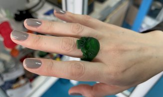„Mâna de ajutor” pentru pacienții cu brațe amputate vine de la Cluj. UTCN creează la imprimante 3D, membre pentru oameni dar și Axul lui Thor, volane 