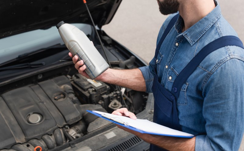 Consilierii de service-uri auto, printre cei mai căutați la Cluj. Salariul ajunge și la 1.250 de euro/lună