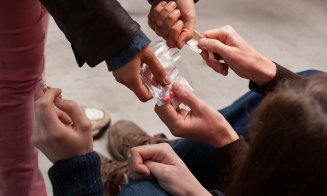 Raport: Peste 10% dintre români au consumat o dată în viaţă droguri/ Cele mai consumate droguri în România