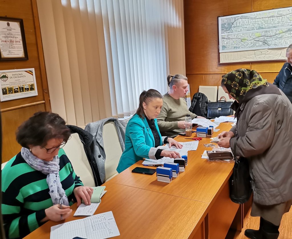 Evidența populației ajunge cu stația mobilă într-o nouă localitate din Cluj